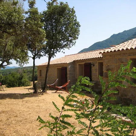 Holiday home Maison Charmante Avec Jacuzzi Et Vue Sur Montagne A *