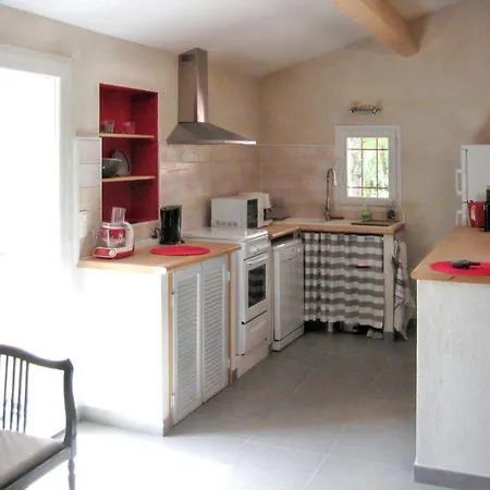 Holiday home Maison Charmante Avec Jacuzzi Et Vue Sur Montagne A