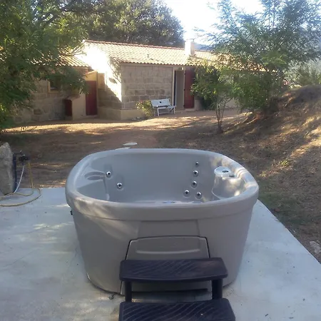 Maison Charmante Avec Jacuzzi Et Vue Sur Montagne A *